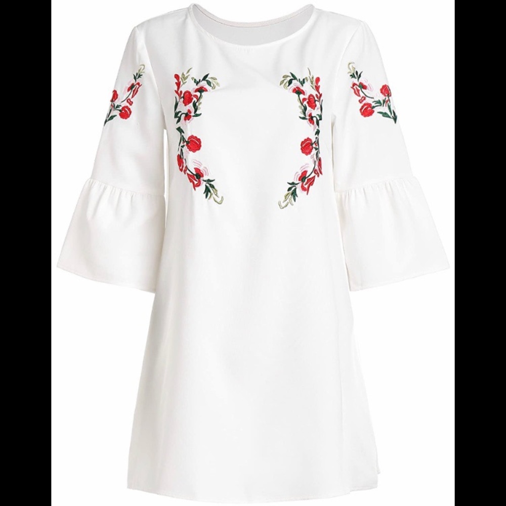 NWOT Embroidered Tunic Dress